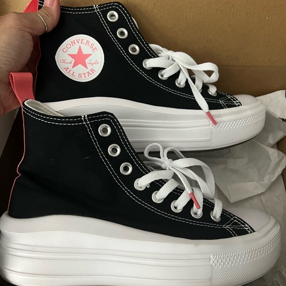 CONVERSE Hightop sneakers - Picture 1 of 6
